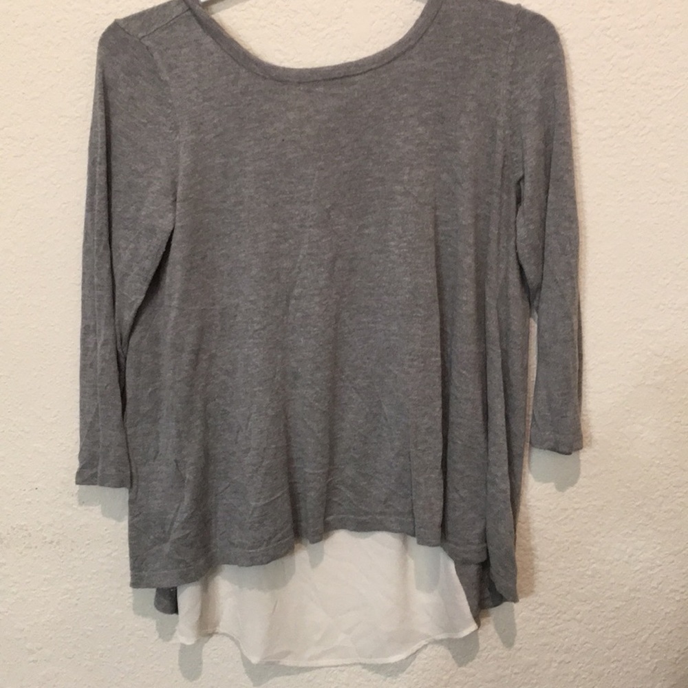 ANN TAYLOR LOFT GREY TOP WITH TIE BACK SIZE S